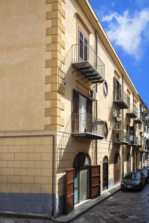 Appartamento Delle Pergole Palermo Bagian luar foto